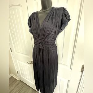 NWT Express midi length navy satin pleated dress (never worn) Large